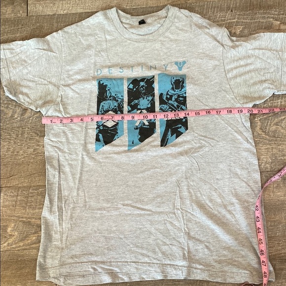 Gray Short Sleeve Tee with Graphic Design - Picture 1 of 6